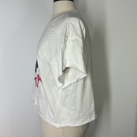 Older Threat crop top shirt size large - Picture 3 of 7